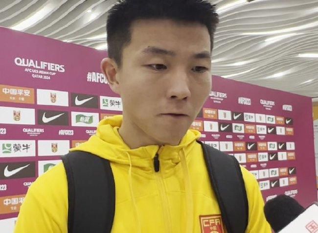 欧冠小组赛最后一轮，曼联主场0-1不敌拜仁，小组垫底出局。
